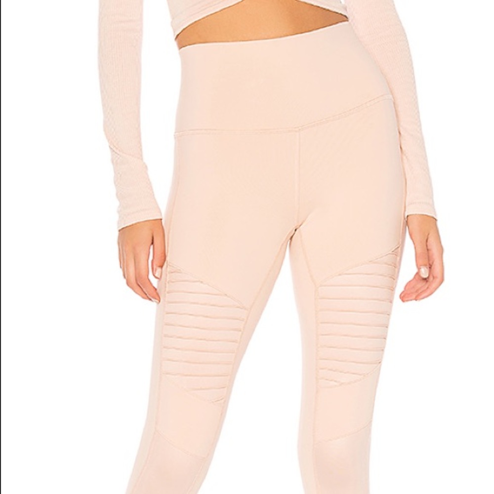 NWT ALO Yoga Leggings Small! - Picture 8 of 9